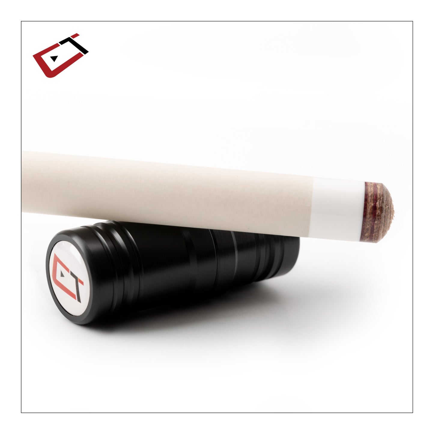 lose up of the black 1.5mm collar and 3/8 x 14 joint on the Cuetec AVID shaft