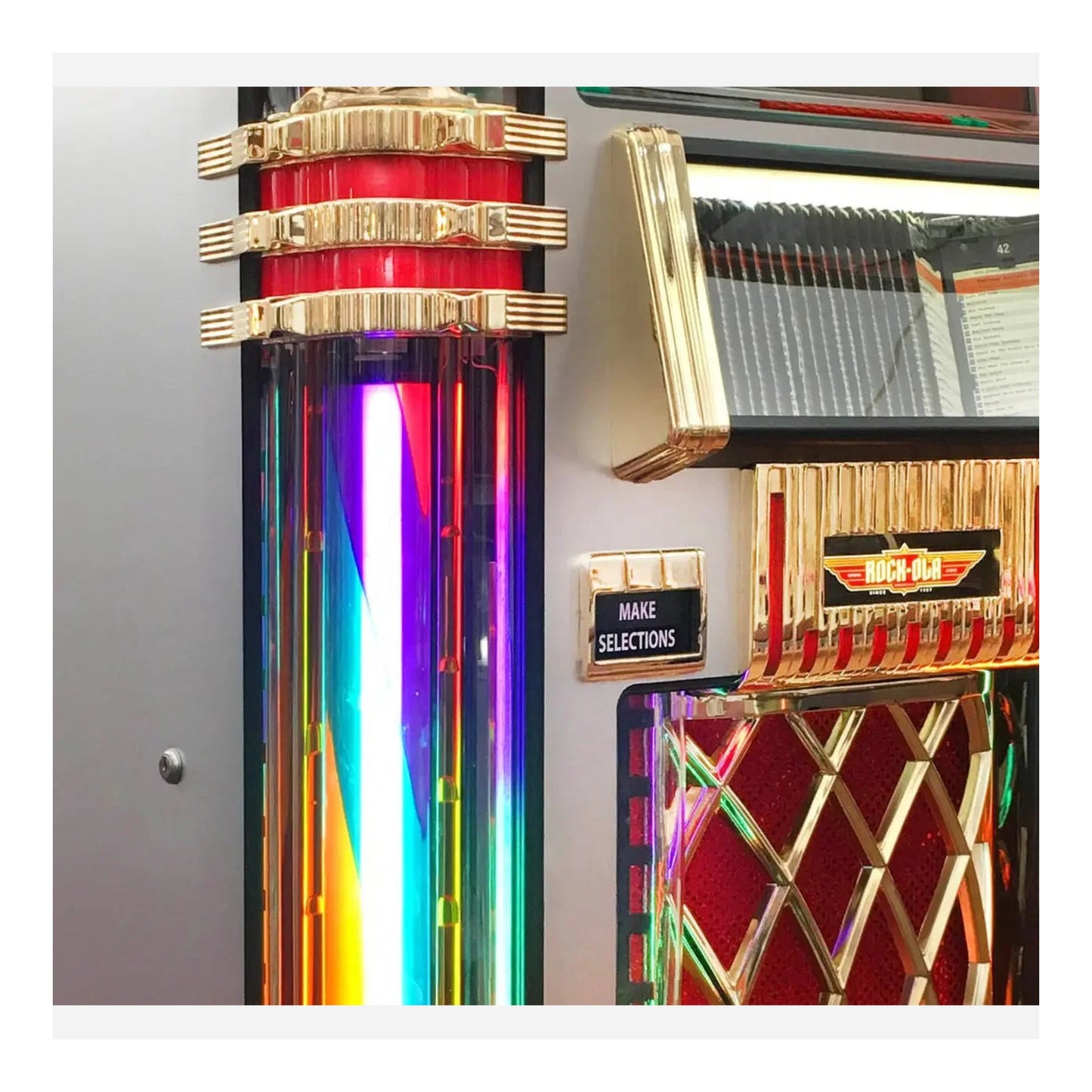 Detailed close-up of the Crystal Edition's clear acrylic pilasters and bubble tubes.