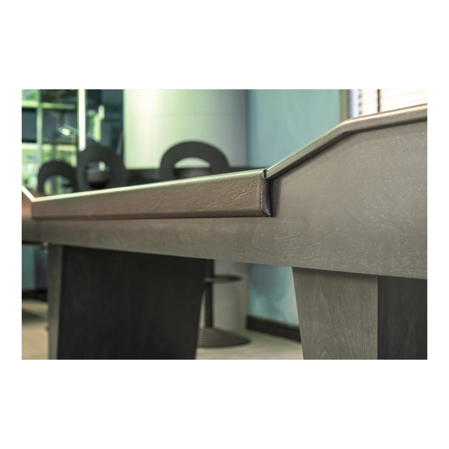 Canada Billiard Impérial Shuffleboard table close up on solid white birch handrails and playing surface