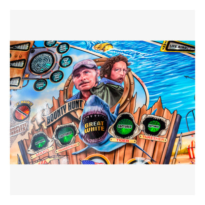Pinball machine with a shark and two men on a boat, featuring the text 'Bounty Hunt' and 'Great White'.