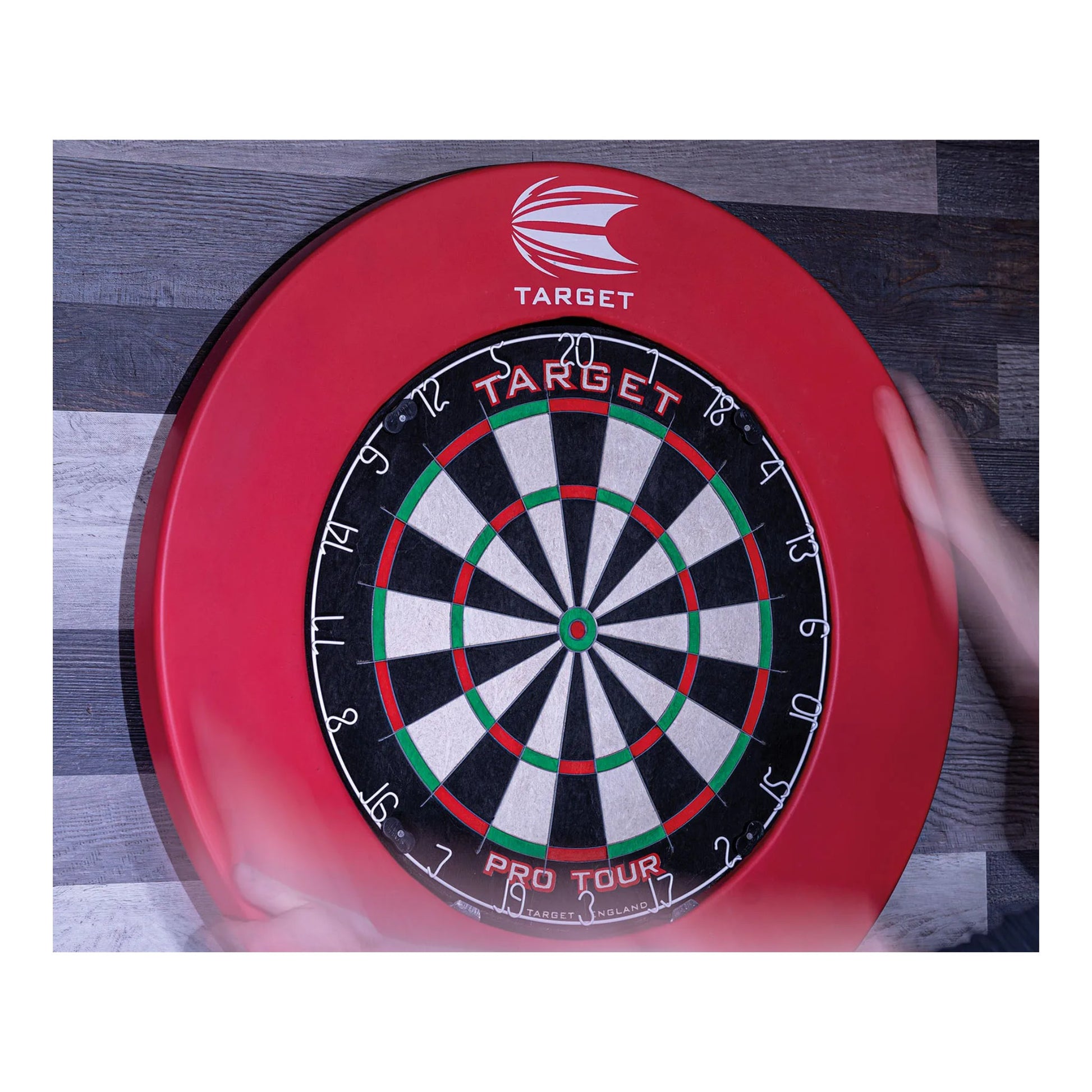 Red Pro Tour Protecting wall