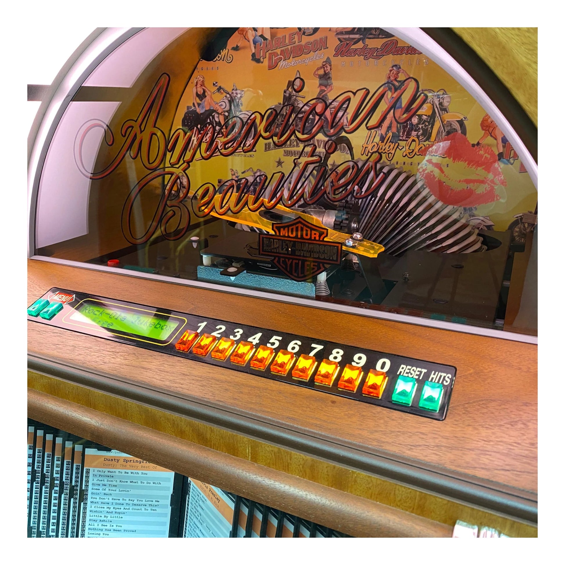 Pinball machine with 'American Beauty' title and vintage graphics