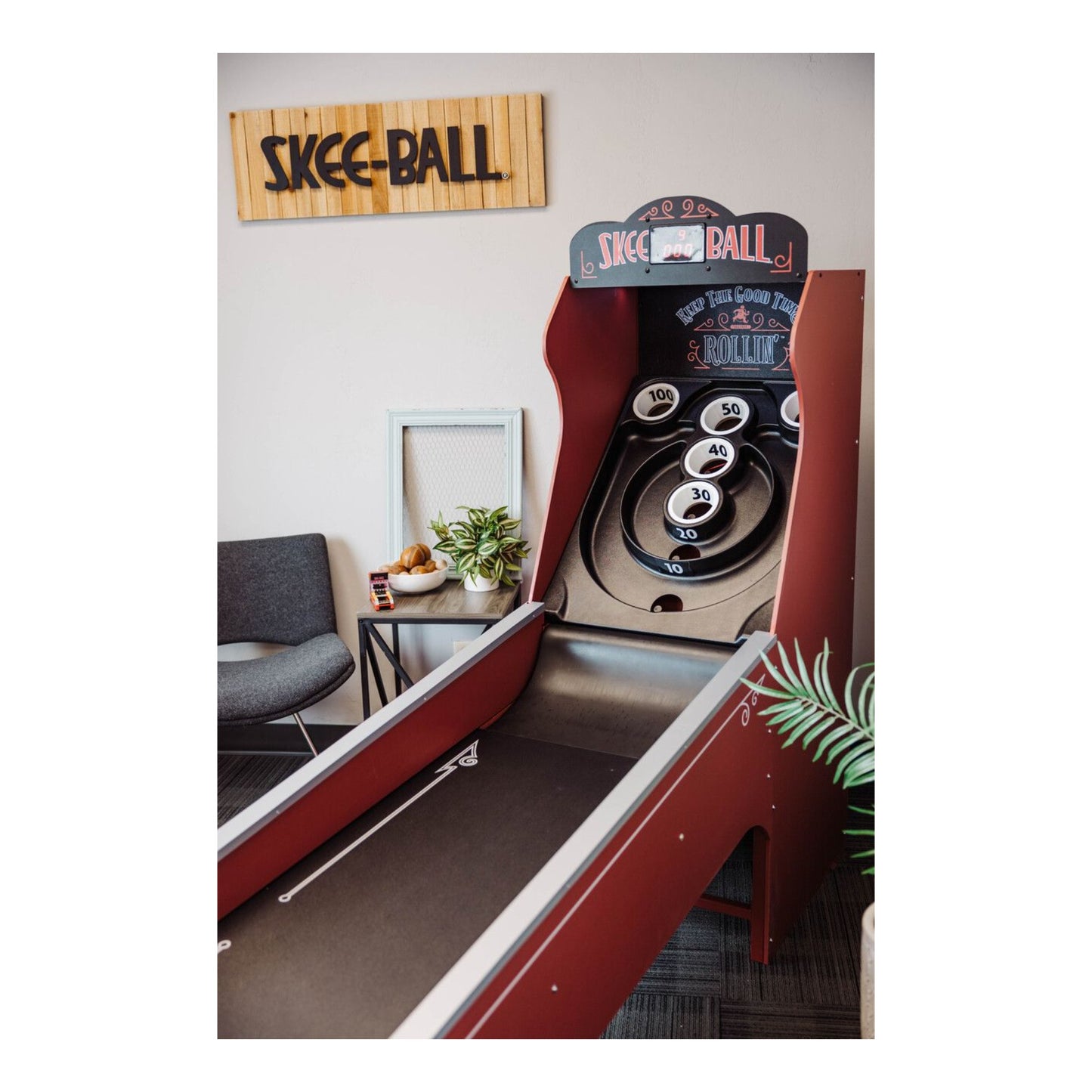 Close up of the Skee-Ball Deluxe digital LED marquee display and scoring rings
